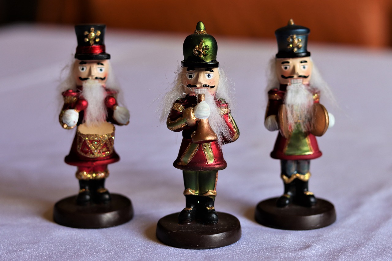 Christmas Decorations Drummer - pixel-pac / Pixabay