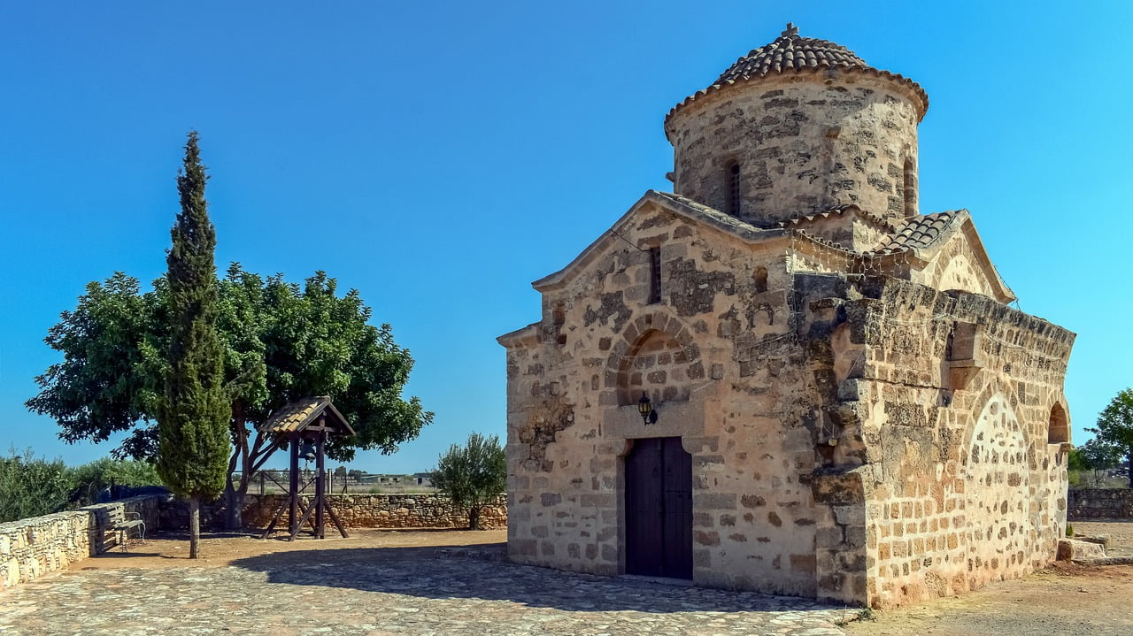 Church Architecture Facade  - dimitrisvetsikas1969 / Pixabay