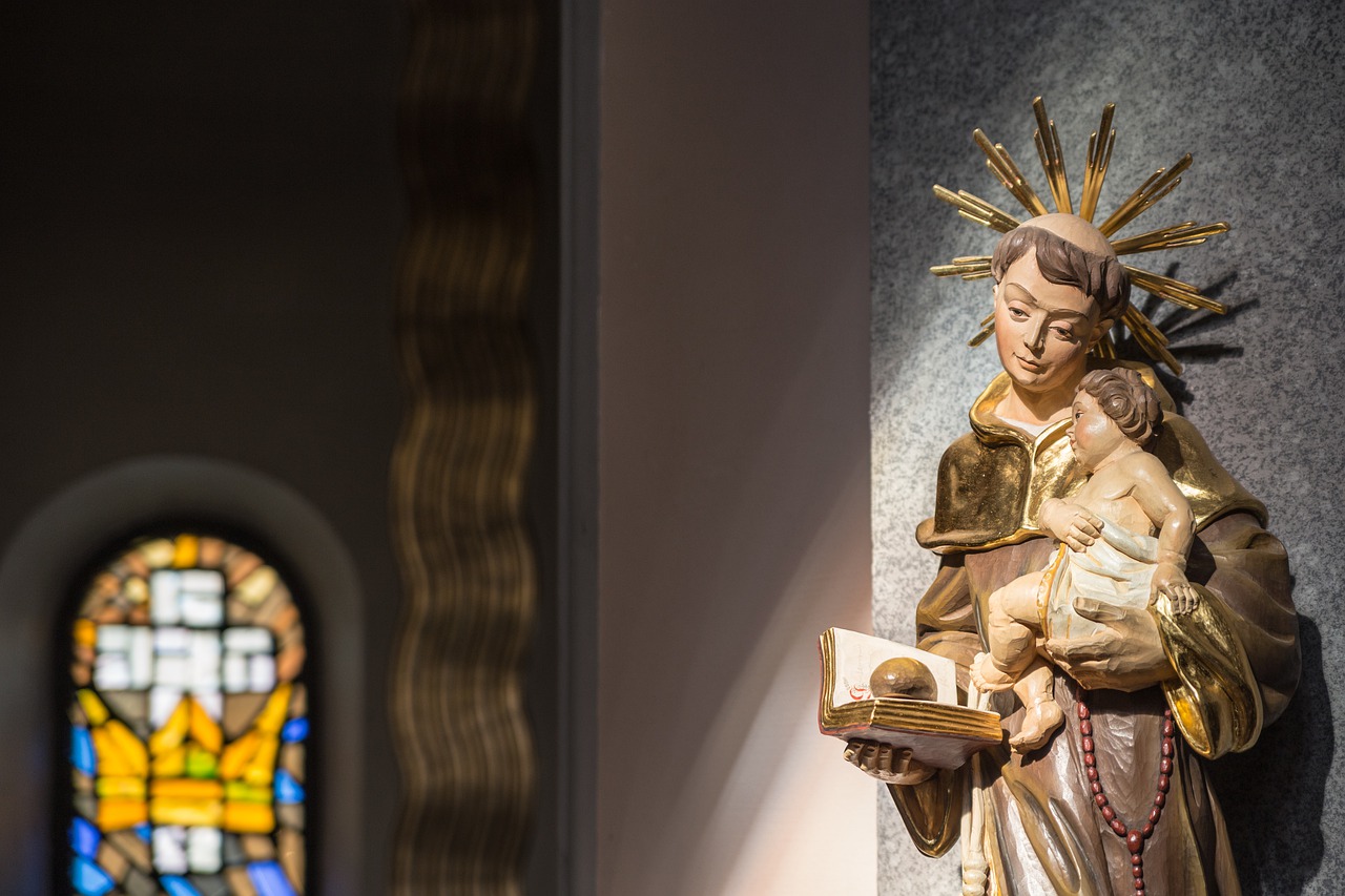 Church Holy Jesus Worship Religion  - alexanderjungmann / Pixabay