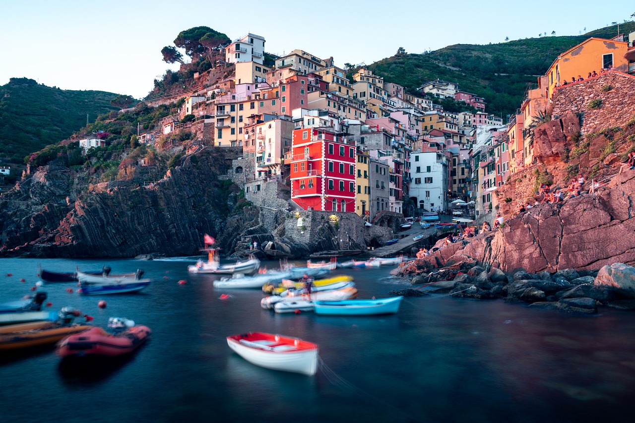 Cinque Terre Italy Riomaggiore Town  - anikinearthwalker / Pixabay