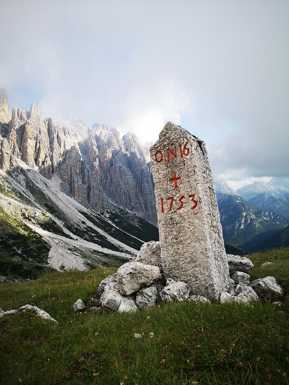 Cippus Pillar Marker Austria Tyrol  - rottonara / Pixabay