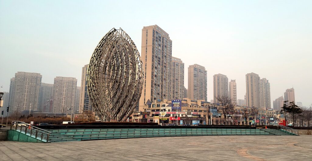 City Buildings Dalian Towers  - LYUCHI / Pixabay