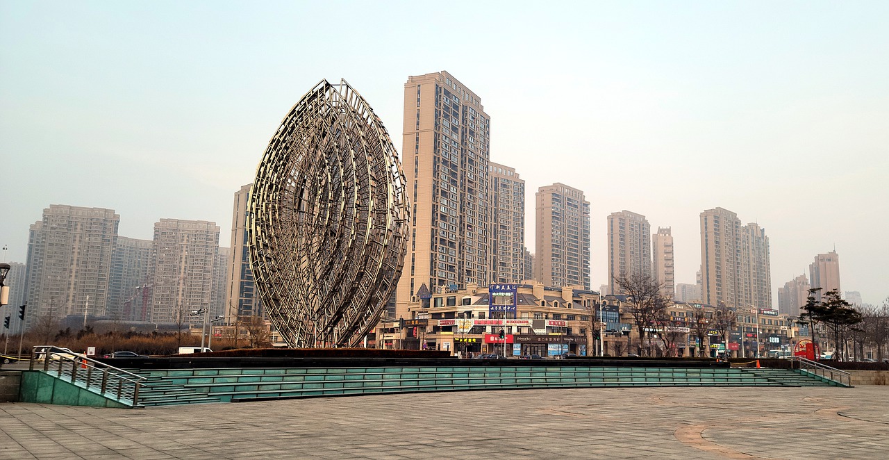 City Buildings Dalian Towers  - LYUCHI / Pixabay