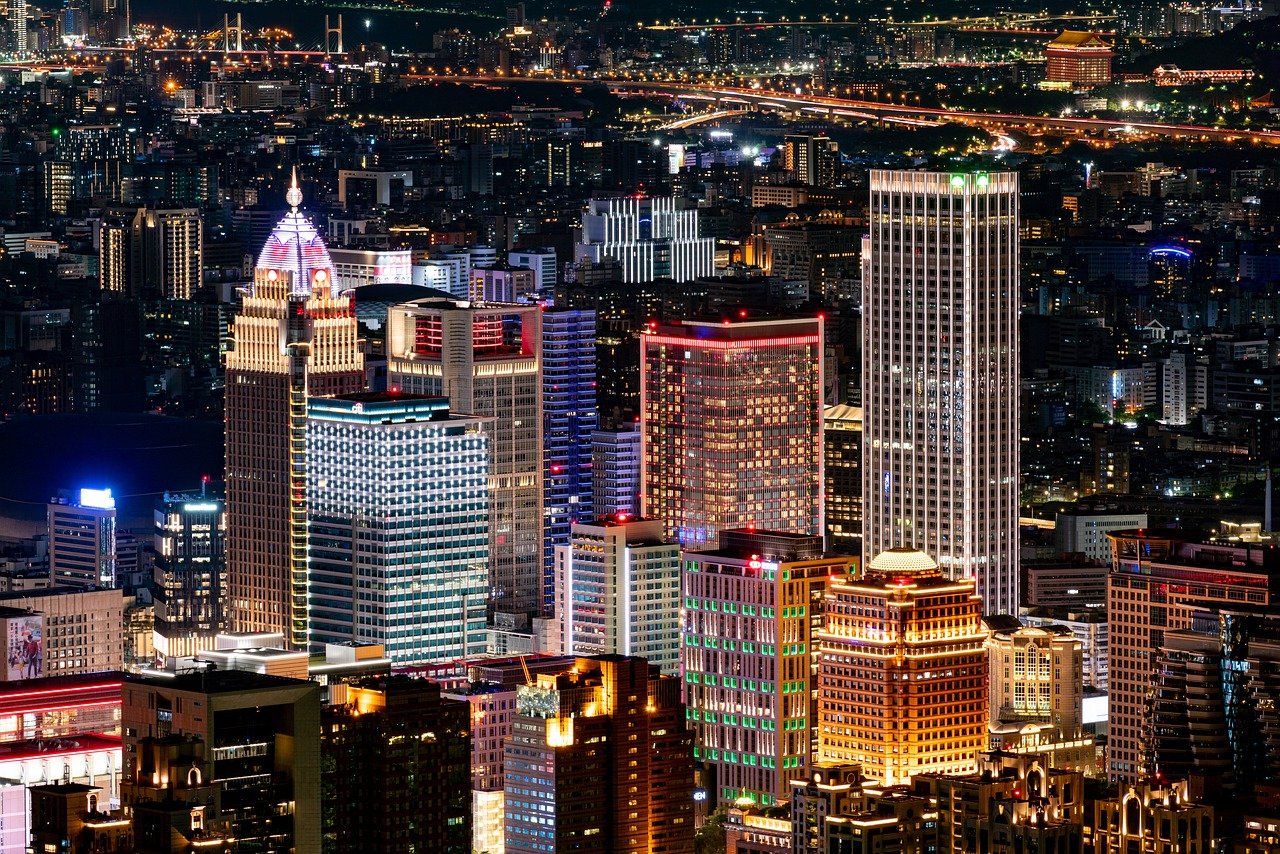 Cityscape City City Lights Evening  - MagicTV / Pixabay