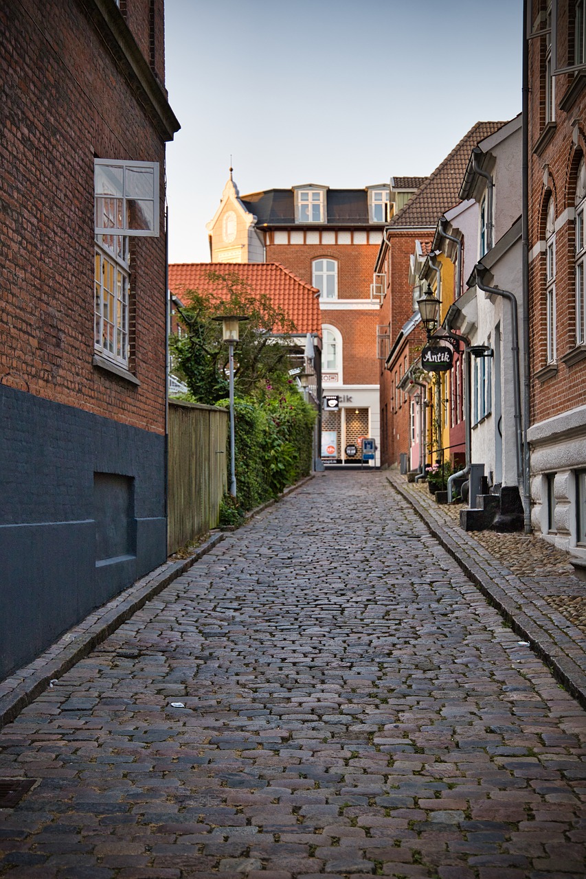 Cobblestones Street Architecture  - Jonny_Joka / Pixabay