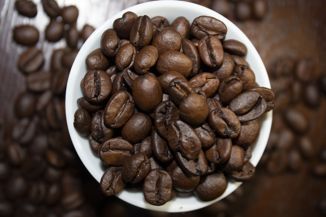 Coffee Beans Beans Cup Roasted  - abdullrahman_alnaamani / Pixabay