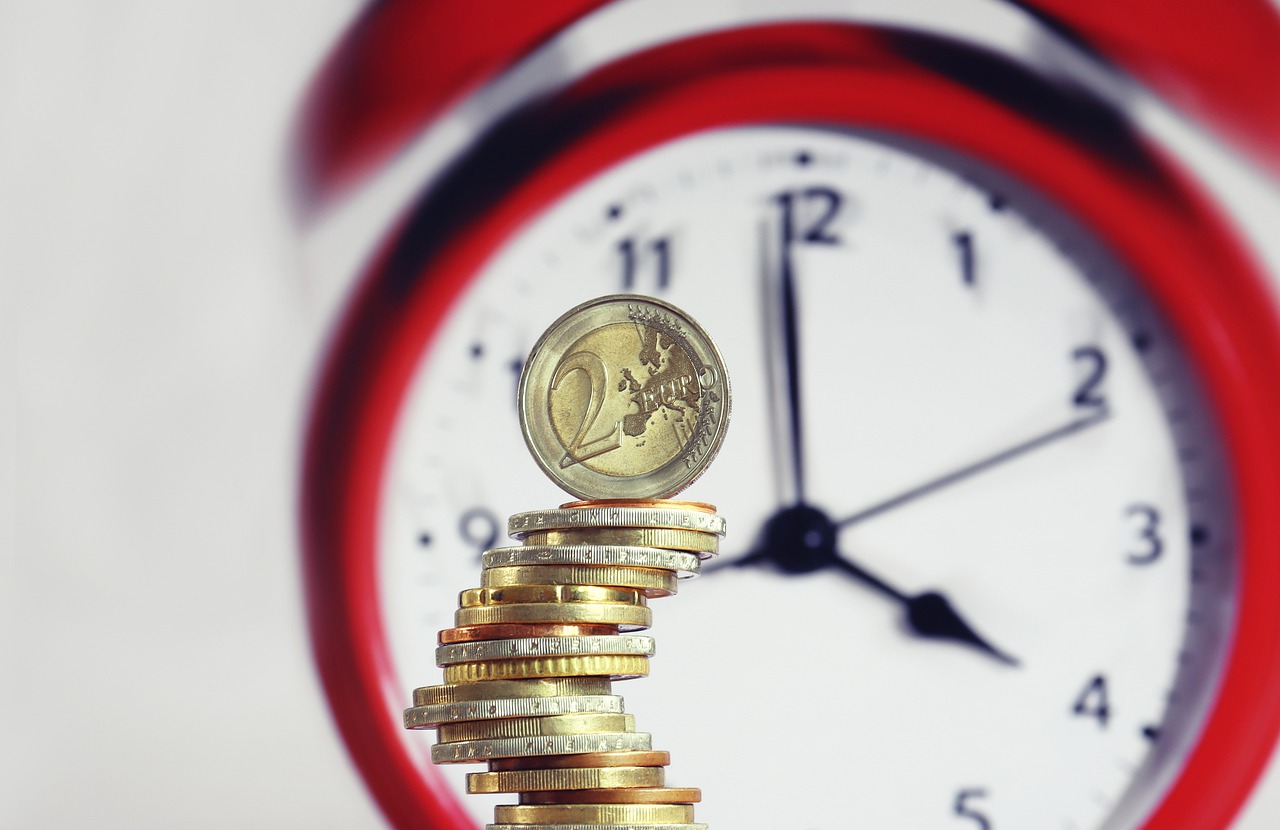 Coins Money Clock Hourly Wage Euro - geralt / Pixabay