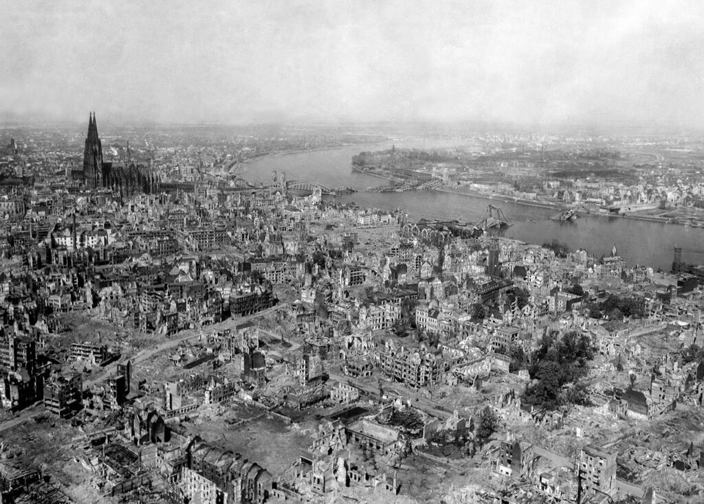 cologne bombing destruction war 63176
