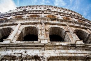 Colosseum Amphitheatre Monument  - Midicloriano / Pixabay