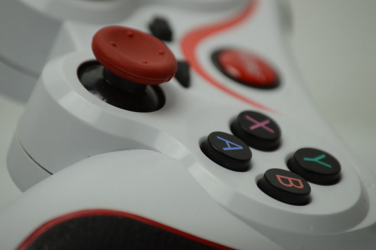 Controller Buttons Joystick Gaming  - digitalartstudiospr / Pixabay