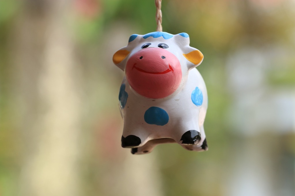 Cow Charm Cow Figurine Cow Ornament  - Tinnakorn_P / Pixabay