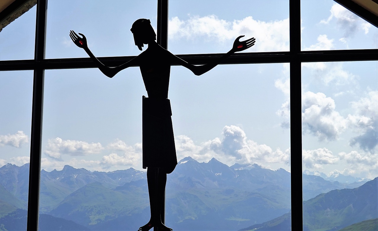 Cross Church Ziteil Graub%c%bcnden  - Tuor / Pixabay