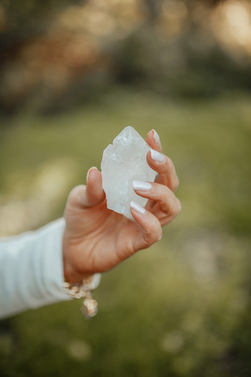 Crystal Meditation Reiki Energy  - LiveGratitude / Pixabay