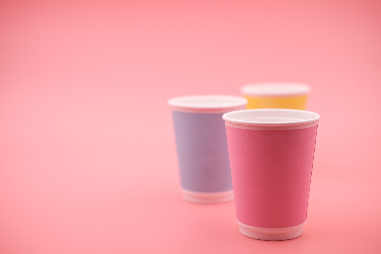 Cup Disposable Cups Coffee Mugs  - Bru-nO / Pixabay