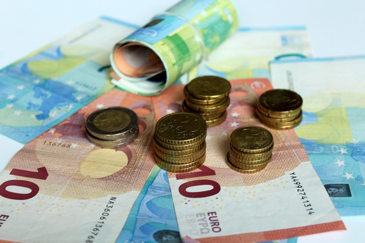 Currency Euro Finances Money Cash - _Alicja_ / Pixabay
