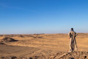 desert man arabic dress egypt 4791919