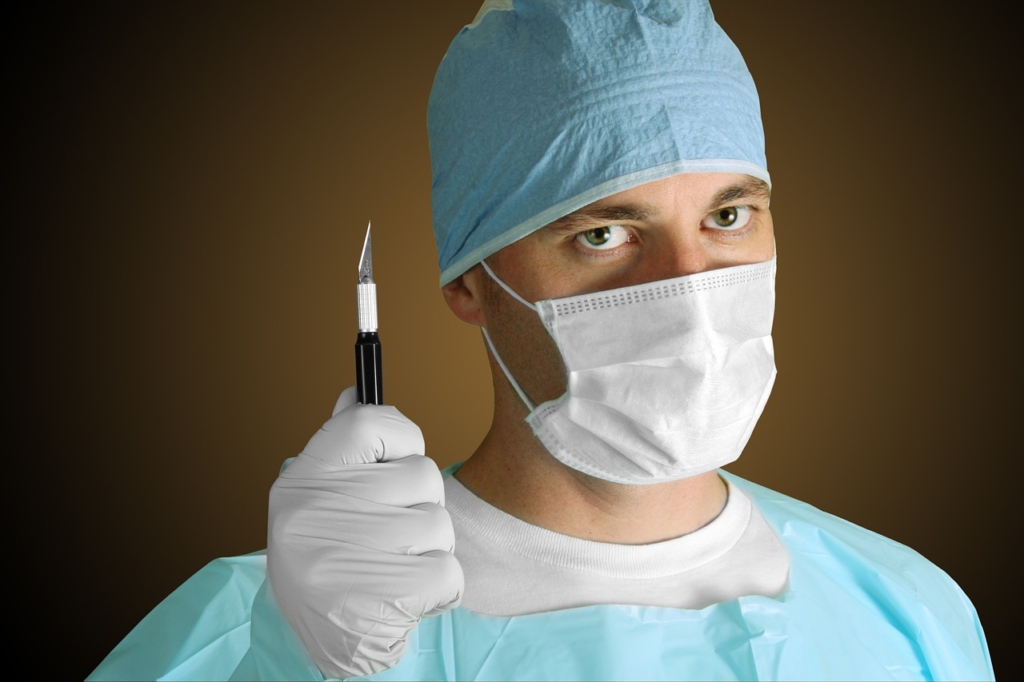 Doctor Mask Medicine Medical  - Triggermouse / Pixabay