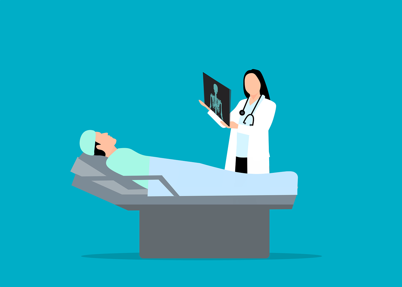 Doctor X Ray Ray Holding Medical  - mohamed_hassan / Pixabay