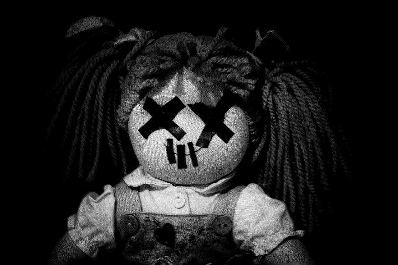 Doll Boredom Coronavirus Horror  - GabrielePicello / Pixabay