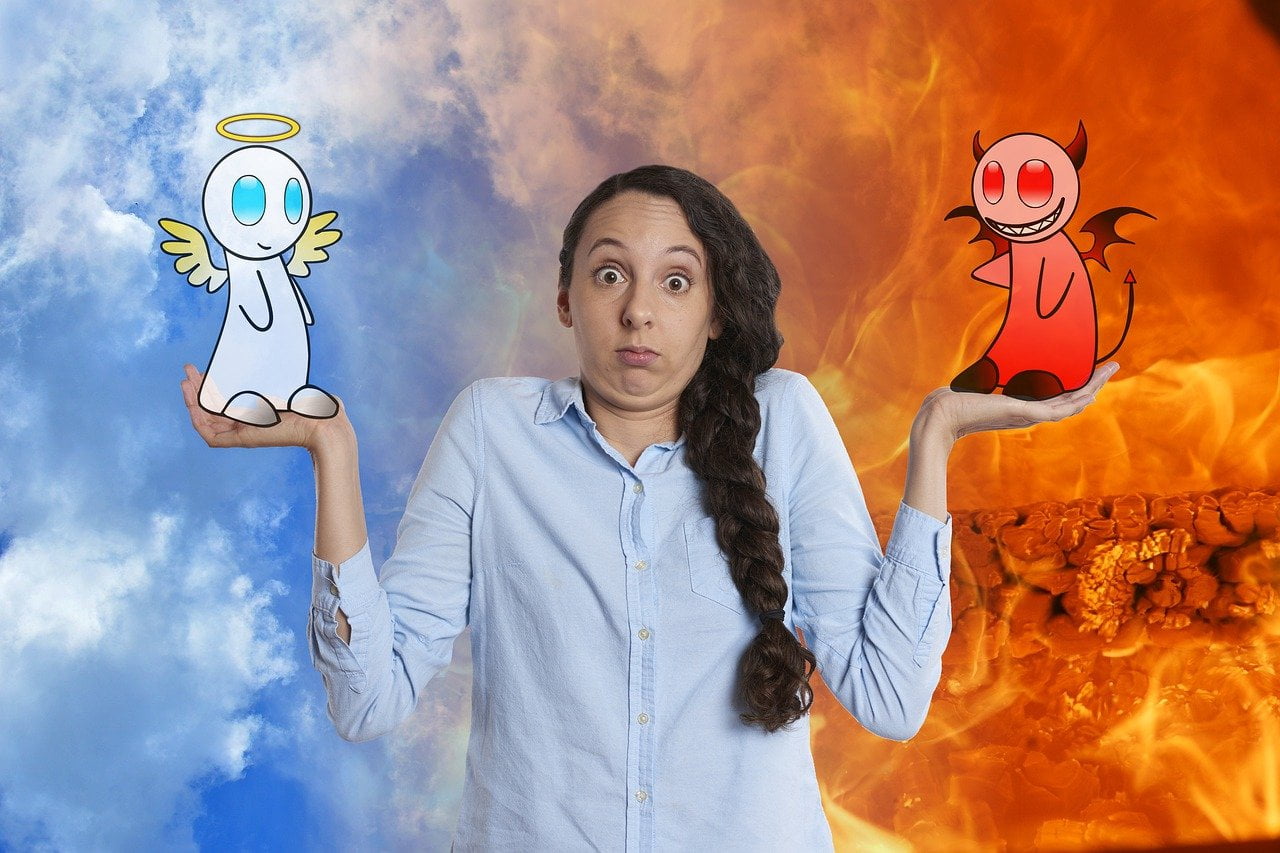 Doubt Decision Devil Angel Heaven - Tumisu / Pixabay