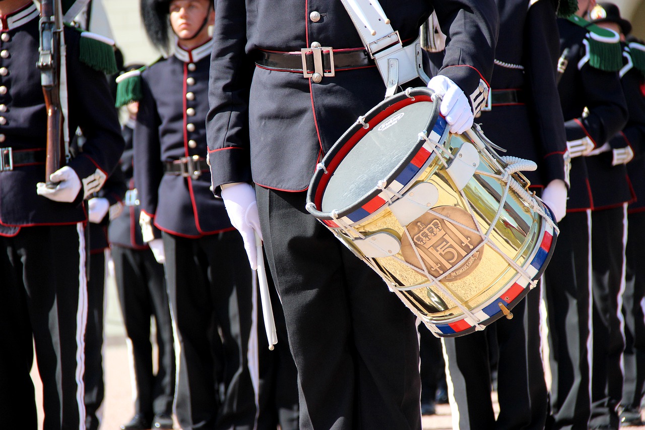 Drum Marching Band Troupe Emblem  - JonHoefer / Pixabay