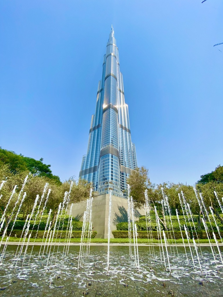 Dubai Burj Khalifa Skyscraper  - ChristianKonopatzki / Pixabay