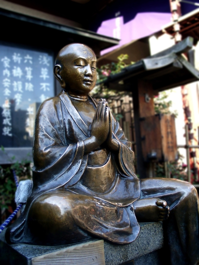 %e%b%e%e%b%a%e%b%b Monks Religion Statue  - Chartviboon / Pixabay