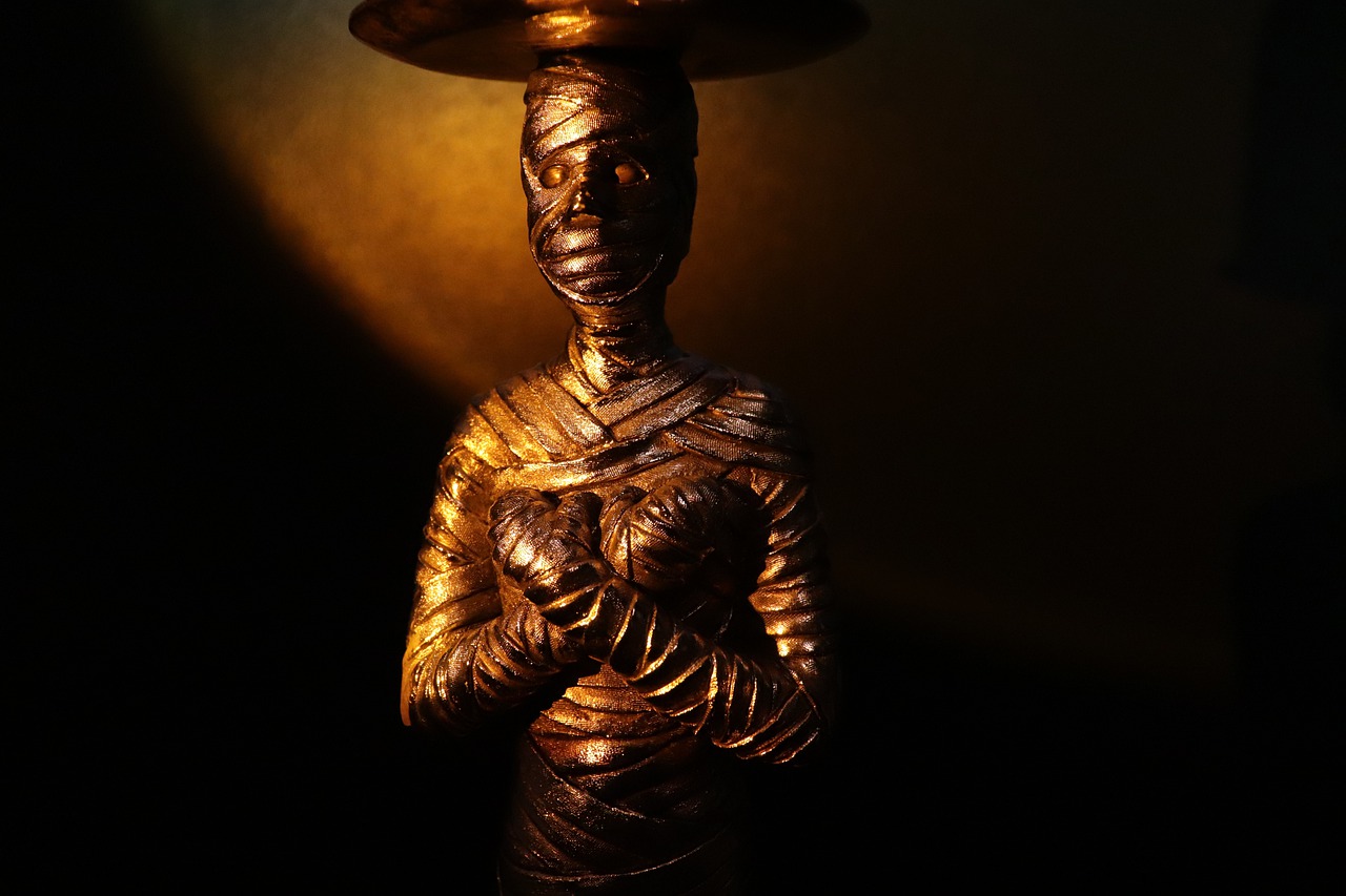 Egyptian Sculpture Mummy Statue - Hocus_Phocus / Pixabay