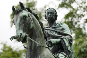 Equestrian Roman Statue Sculpture  - jhenning_beauty_of_nature / Pixabay