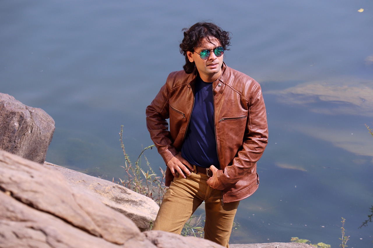 Fashion Attractive Charming Stylish  - fashionate / Pixabay