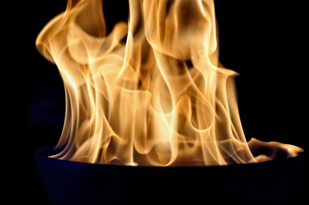 Fire Campfire Fire Pit Fire Bowl  - renateko / Pixabay