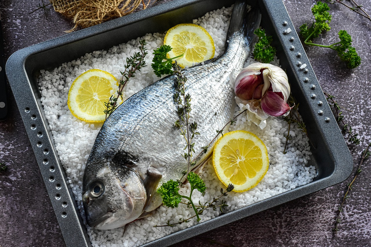 Fish Lemon Salt Sea Bream Fresh - RitaE / Pixabay