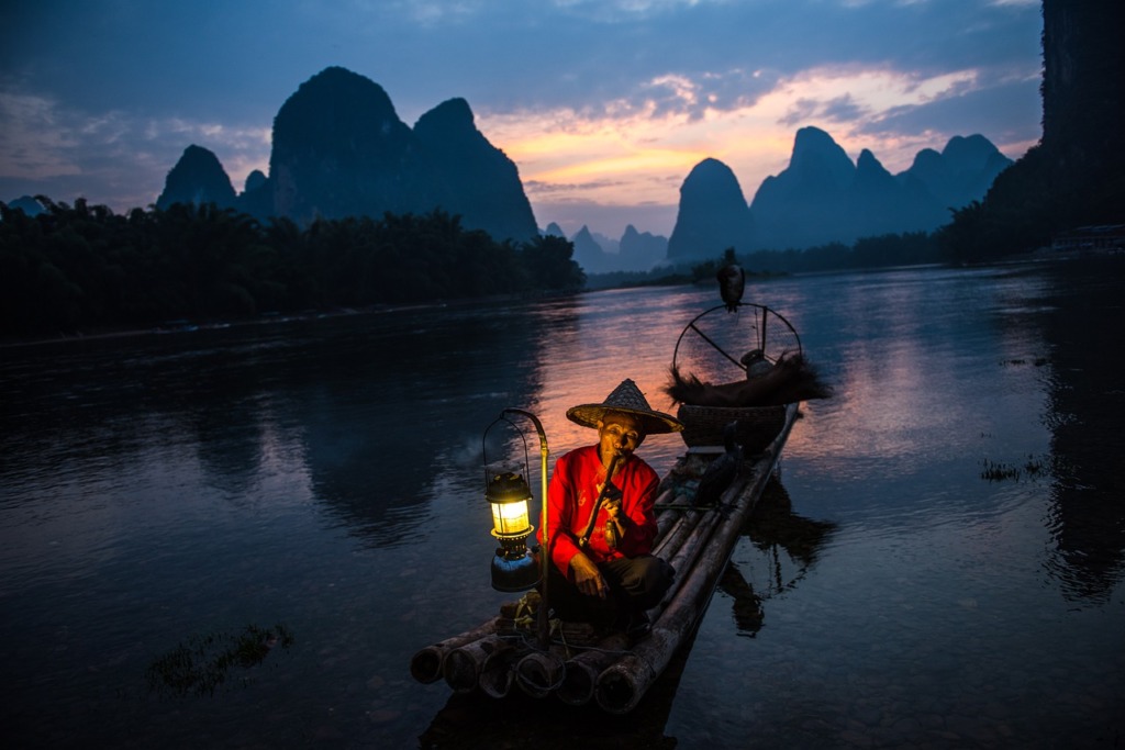 Fisherman Dawn Li River Sunset  - mercierzeng / Pixabay