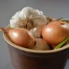 Food Onions Garlic Vegetables  - LMpolepy / Pixabay
