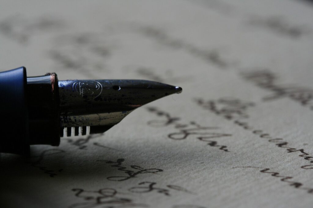 Fountain Pen Write Handwriting  - Joa70 / Pixabay