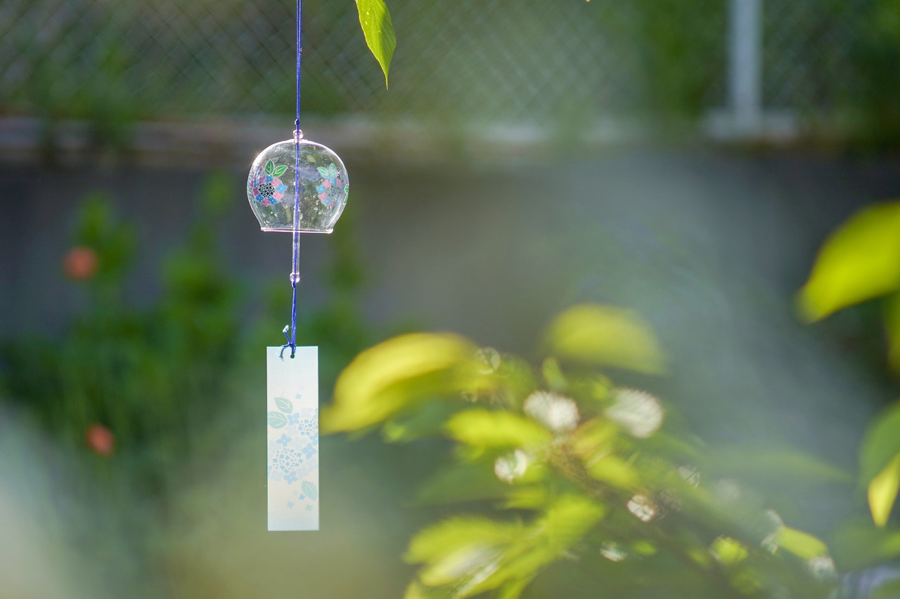 Furin Wind Chime Hanging - morn_japan / Pixabay