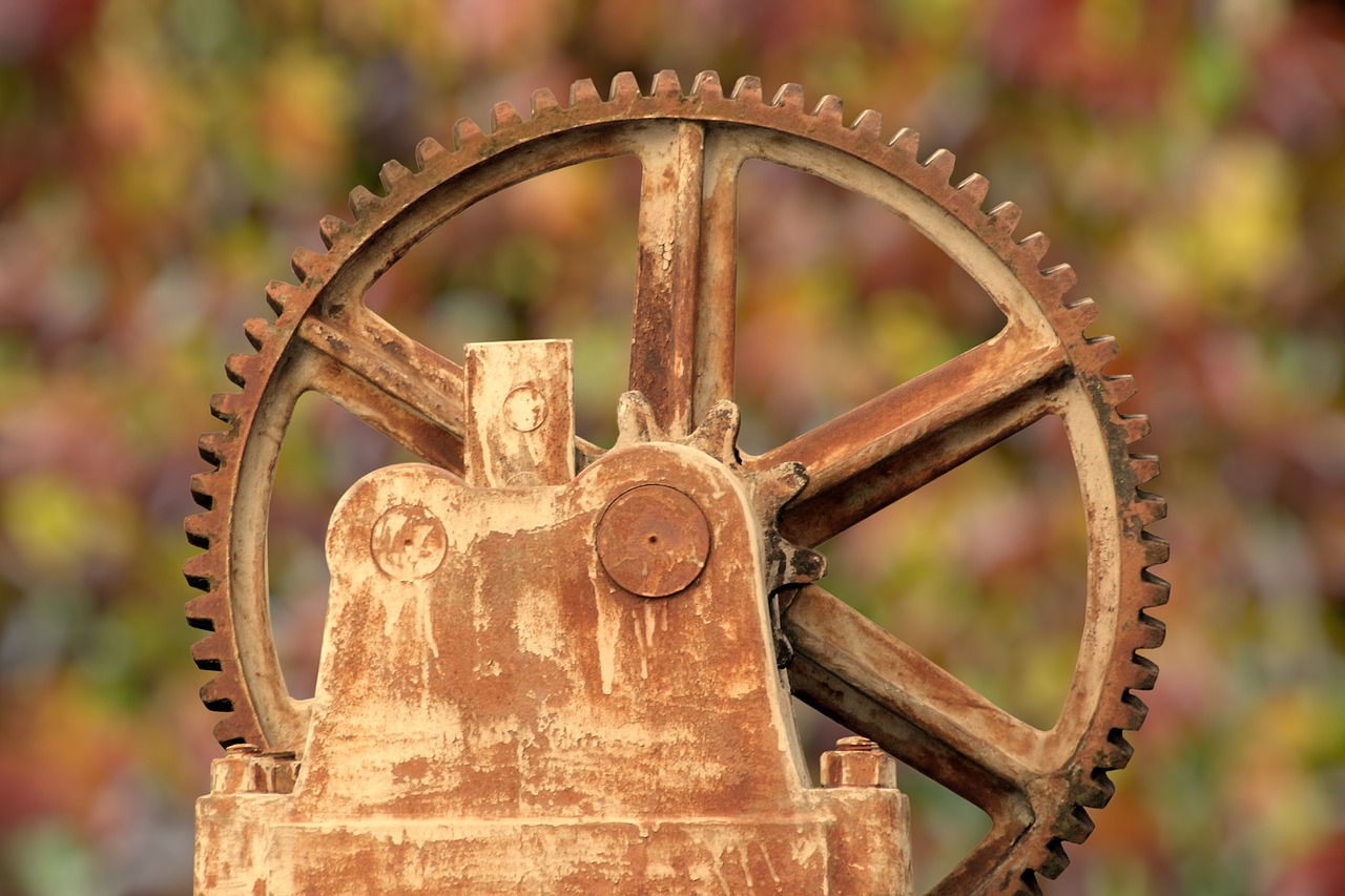 Gear Wheel Rusty Machine  - flutie8211 / Pixabay