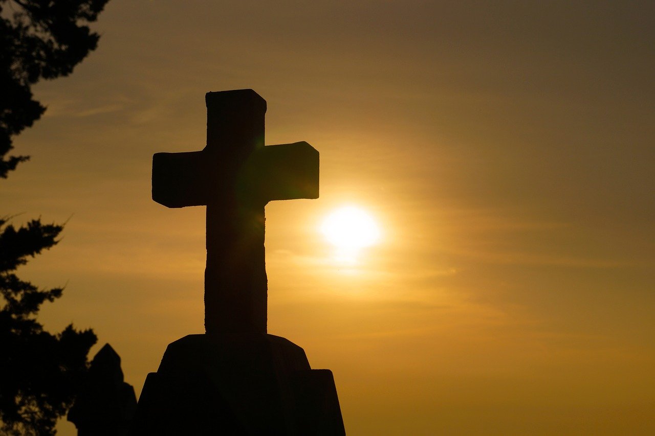 God Religion Cross Christianity  - sspiehs3 / Pixabay