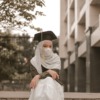 Graduate Woman Portrait Graduation  - RiskiiTriono97 / Pixabay