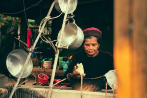 Grandmother Cooking Kitchen Grandma  - mathee / Pixabay