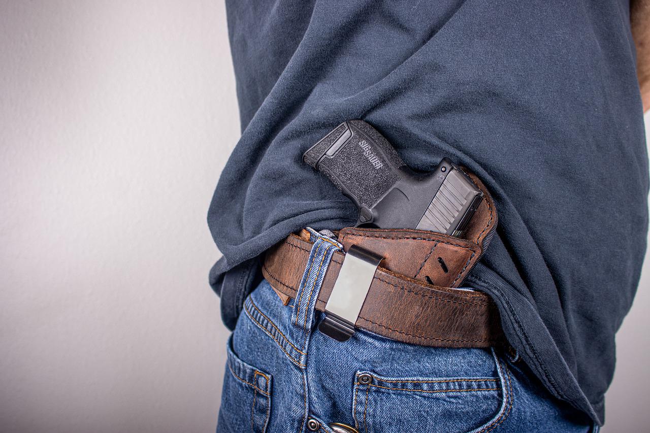 Gun Belt Carry Holster Gun Holster  - gmsjs90 / Pixabay