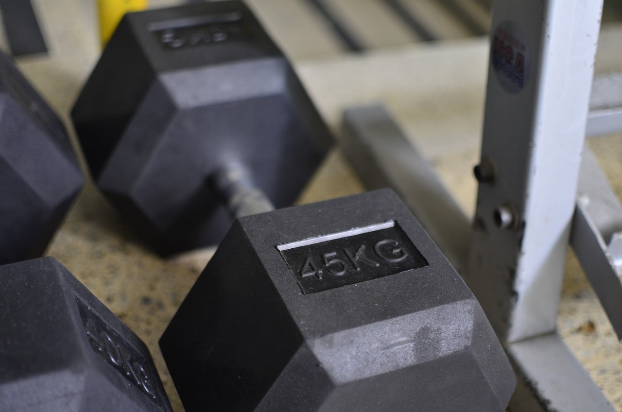 Gym Fitness Fit Exercise Training - afra32 / Pixabay