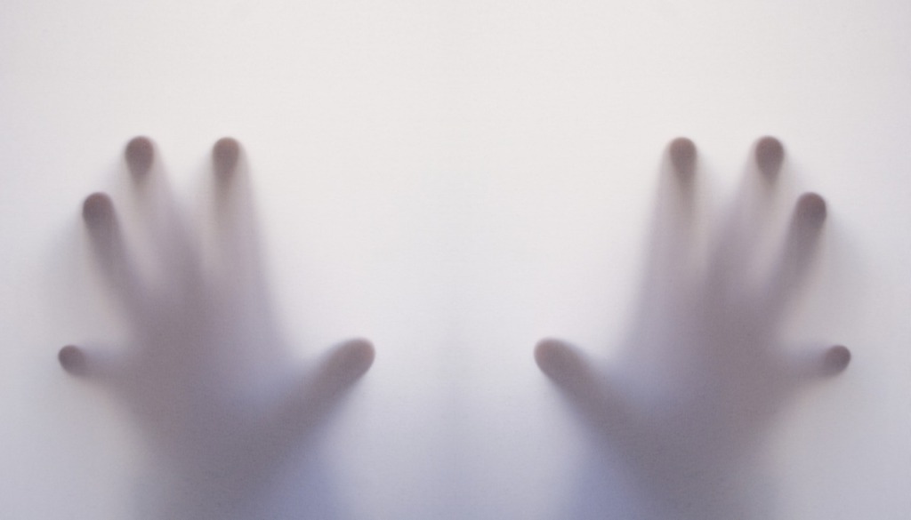 Hands Ghost Nightmare Fear Creepy  - Tumisu / Pixabay