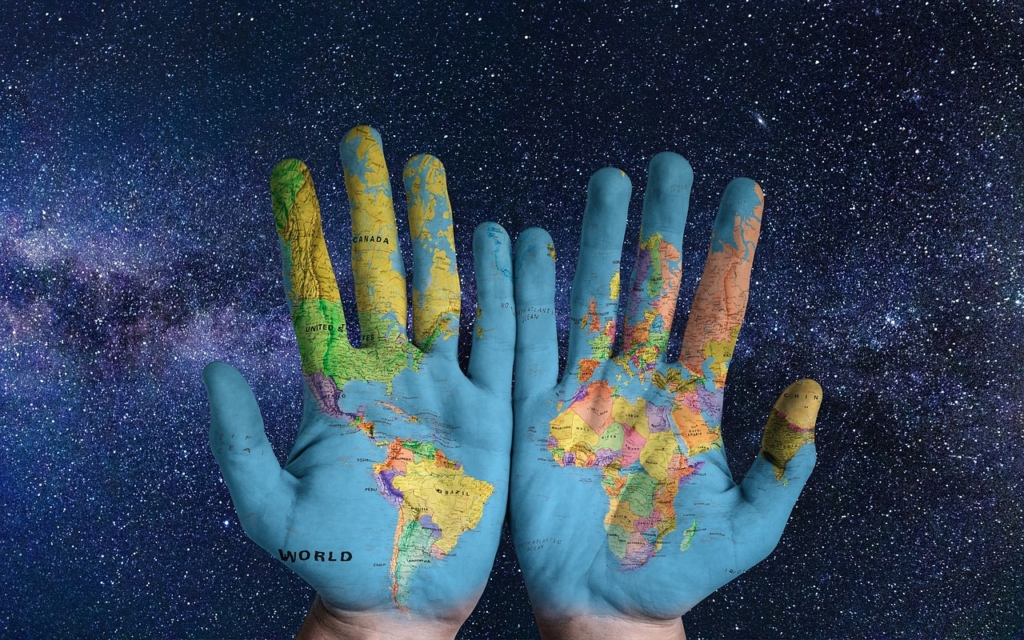 Hands Star Continents Countries  - GangsterBabe / Pixabay