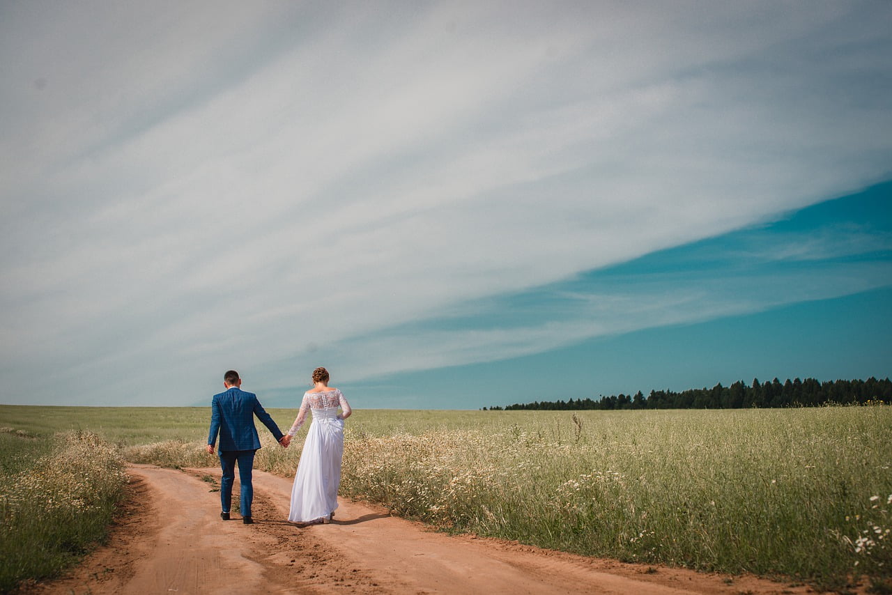 Happy Couple Wedding Photography  - 99mimimi / Pixabay