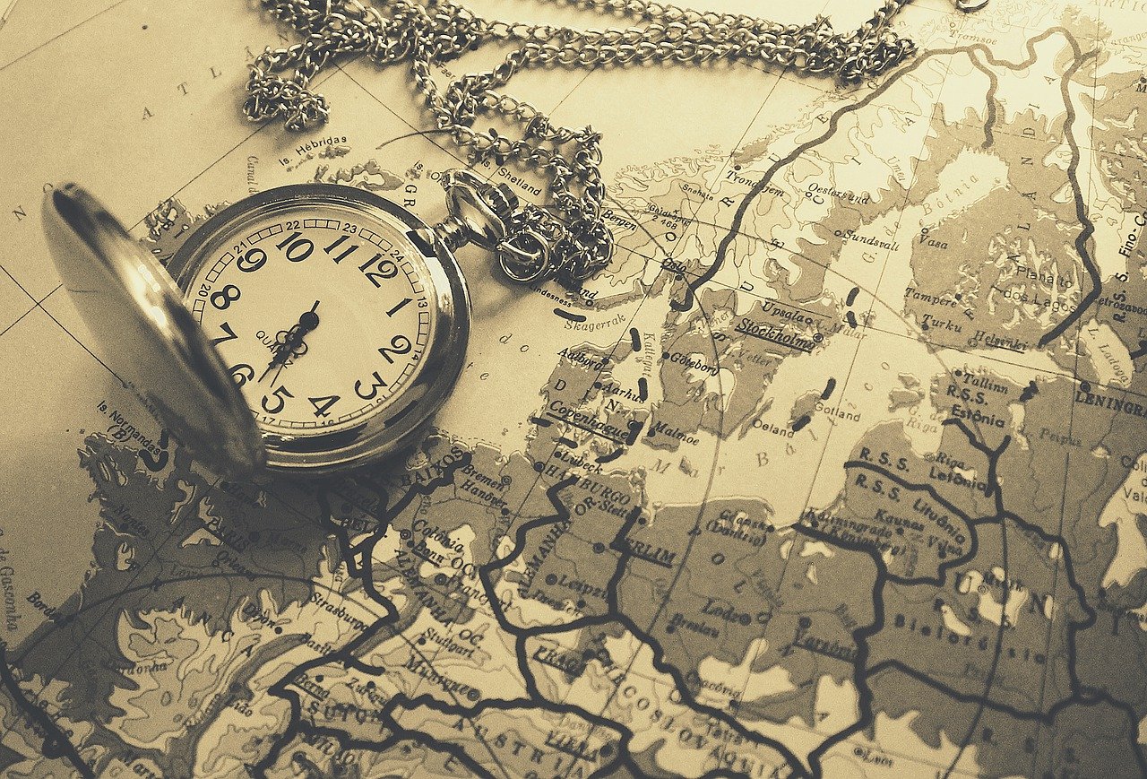 Hd Wallpaper Watch Pocket Watch - lbrownstone / Pixabay