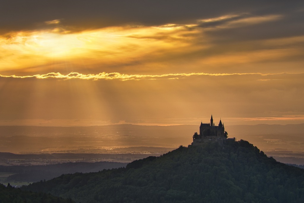 Hohenzollern Castle Castle Mountain  - Nordseher / Pixabay