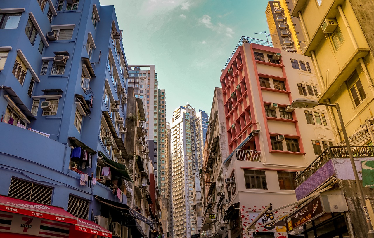 Hong Kong City Building  - nextvoyage / Pixabay