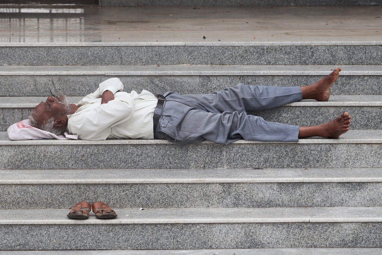 Human Man Poverty Homeless - Tho-Ge / Pixabay