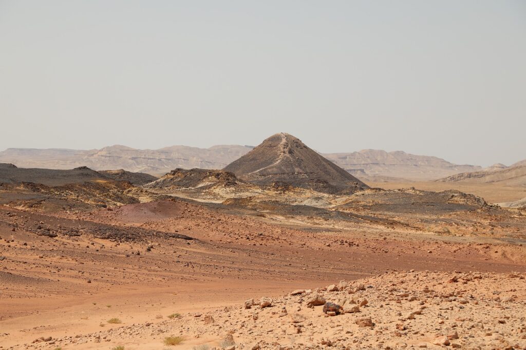 Israel Desert Judaean Desert  - GidonPico / Pixabay